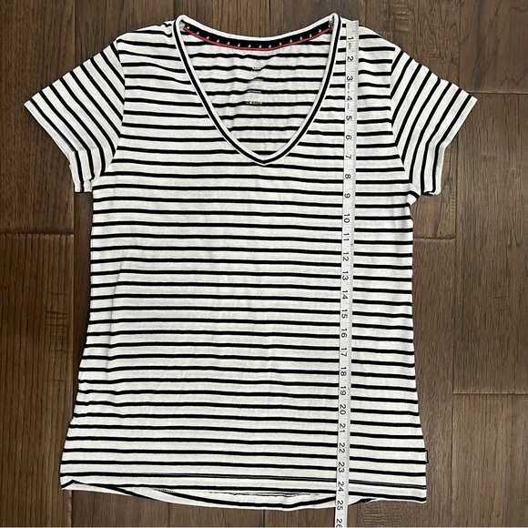 Ripzone Stripped T-Shirt - Picture 9 of 12